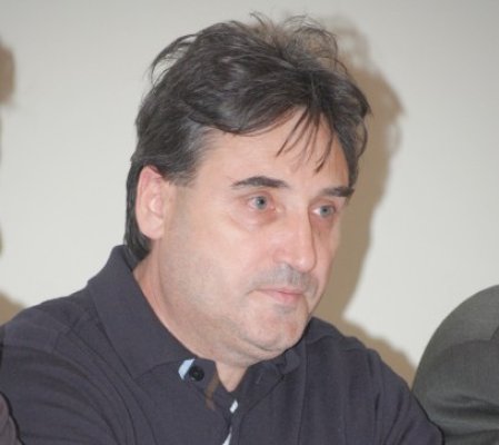 Mihai Lupu şi-a lansat candidatura la Crucea cu un spectacol cu Dolănescu şi Ghinescu